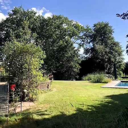 Het Woud. Max. 11 Pers. With Private Pool וילה