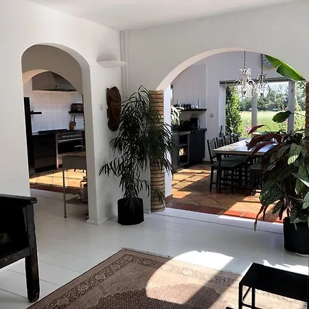 Het Woud. Max. 11 Pers. With Private Pool וילה *