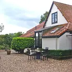 Het Woud. Max. 11 Pers. With Private Pool וילה ברחן